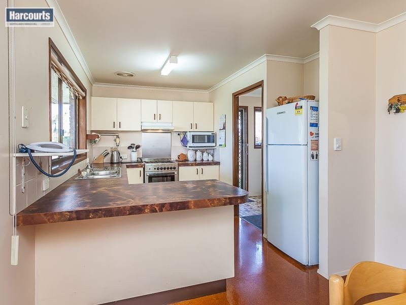4 Wairoa Drive, Strathpine QLD 4500