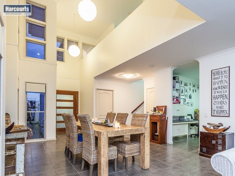 6 Picabeen Court, North Lakes QLD 4509
