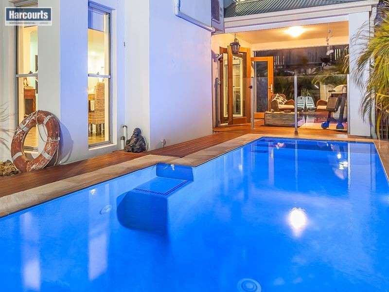 6 Picabeen Court, North Lakes QLD 4509