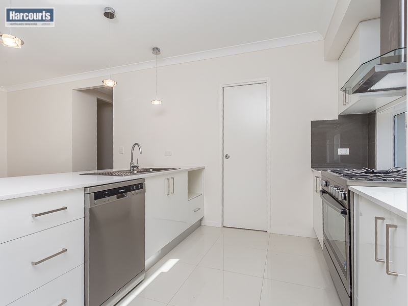 6 Innes Street, North Lakes QLD 4509