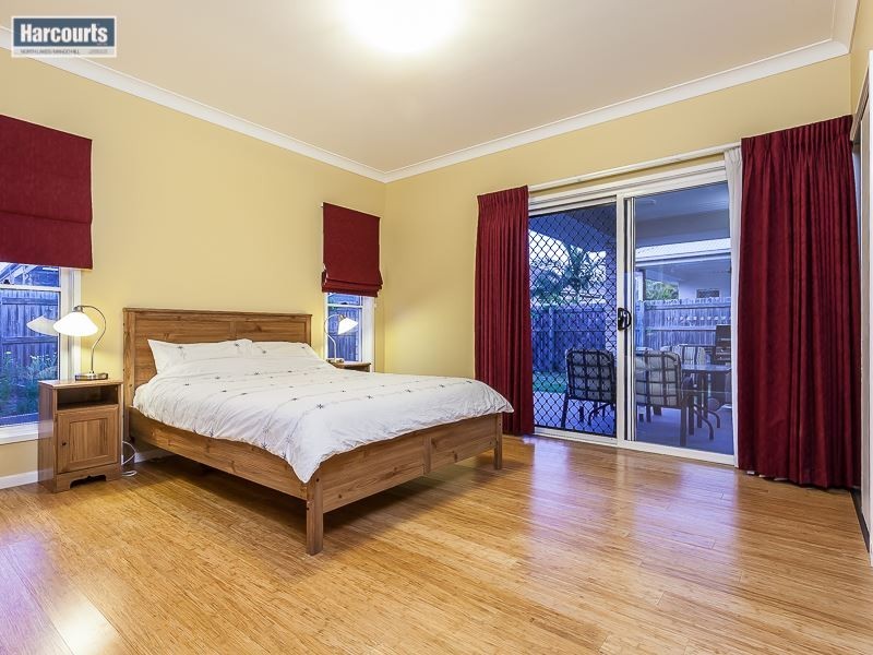 7 Silkyoak Court, North Lakes QLD 4509