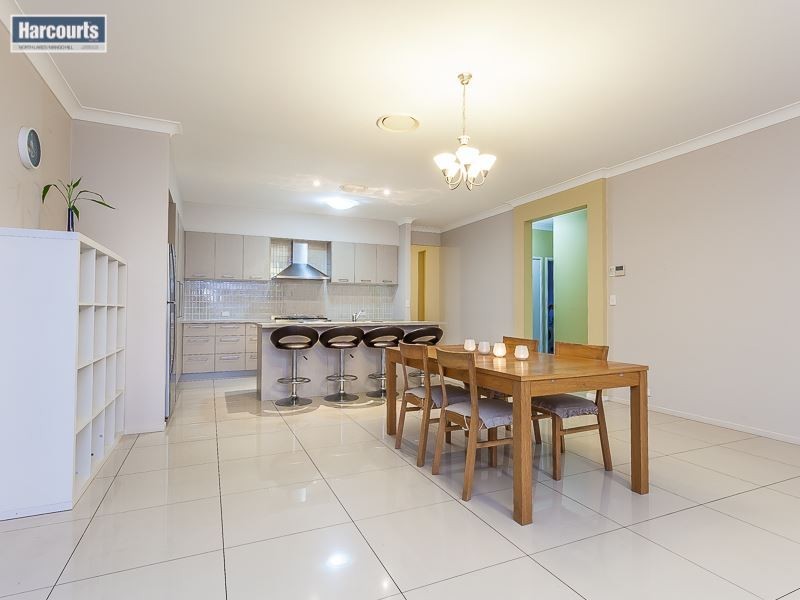 7 Silkyoak Court, North Lakes QLD 4509