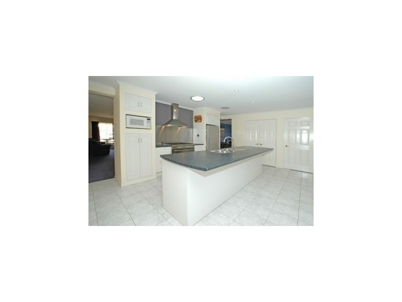 6 Lamb Street, North Lakes QLD 4509