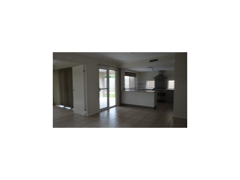 5 Numbat Street, North Lakes QLD 4509