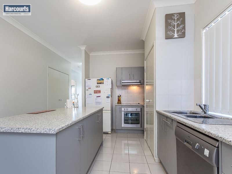 15 First Street, North Lakes QLD 4509