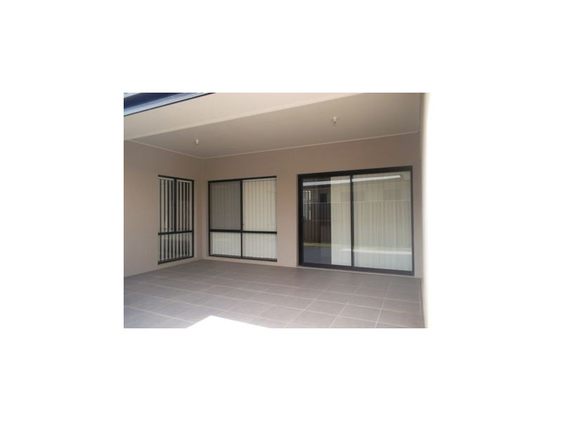 18 Ballesteros Street, North Lakes QLD 4509