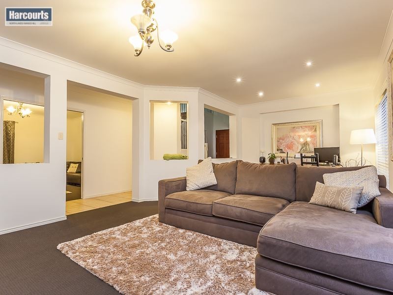 17 Gardenia Parade, North Lakes QLD 4509