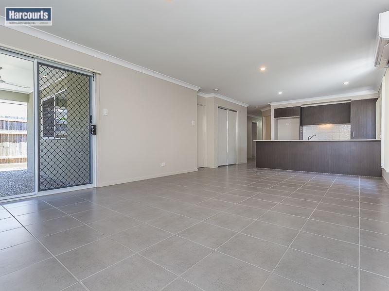 11 Wallis Circuit, North Lakes QLD 4509