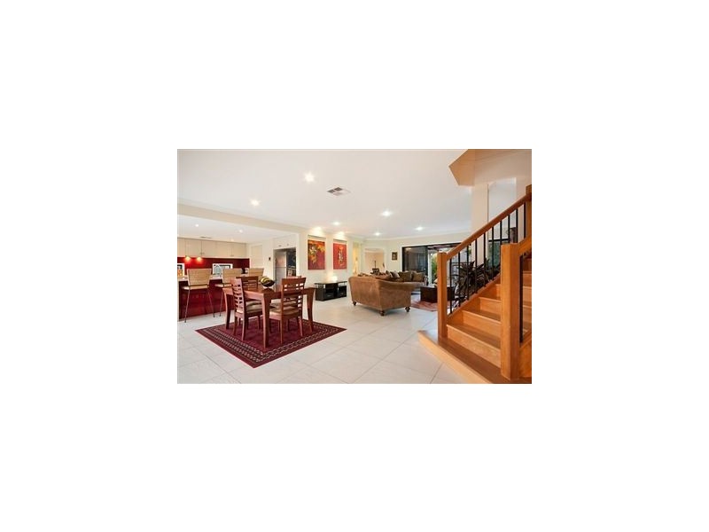 23 Azienda Place, Bridgeman Downs QLD 4035