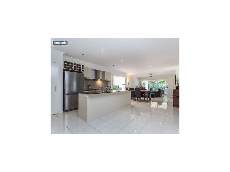 120 Nicklaus Parade, North Lakes QLD 4509