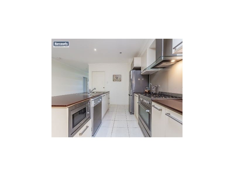 120 Nicklaus Parade, North Lakes QLD 4509