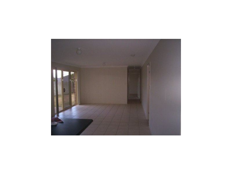 8 Abbot Street, North Lakes QLD 4509