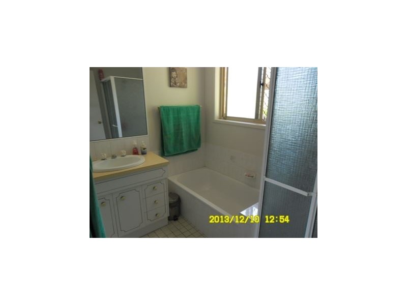 32 Leslie, Kallangur QLD 4503