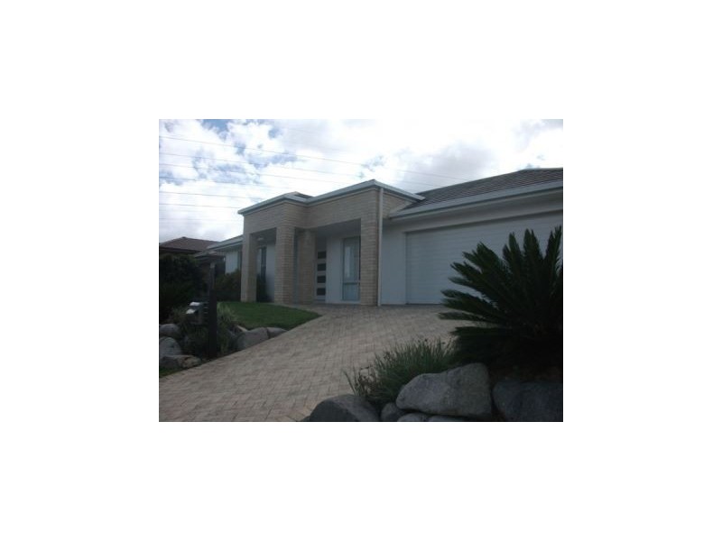 9 Holly Crescent, Griffin QLD 4503