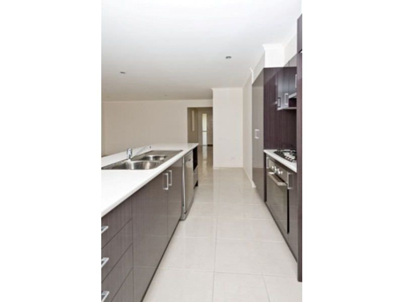 9 Windamere Street, Warner QLD 4500