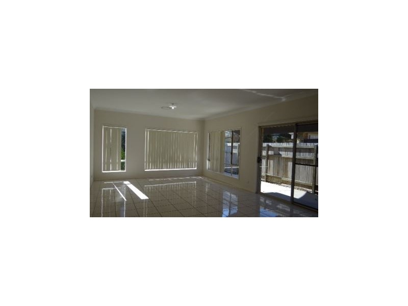 11 Morgan Street, North Lakes QLD 4509