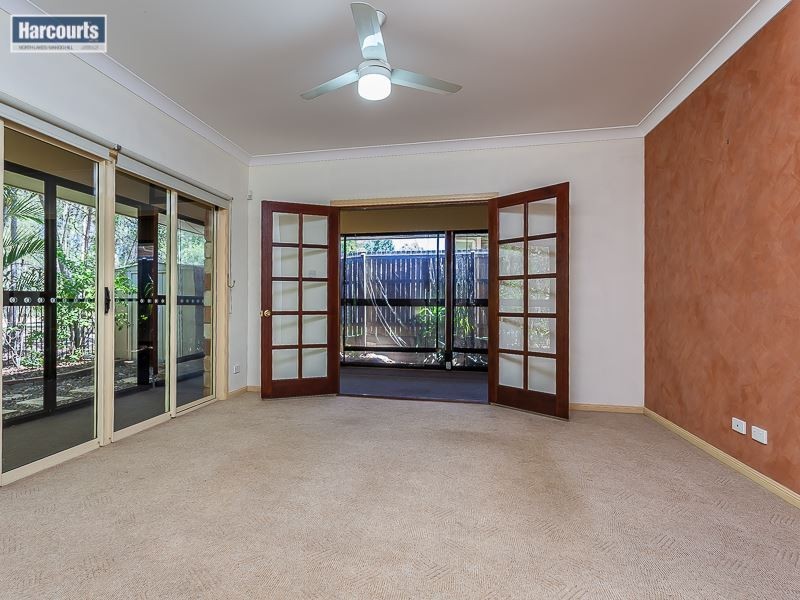 8 Glorious Court, North Lakes QLD 4509