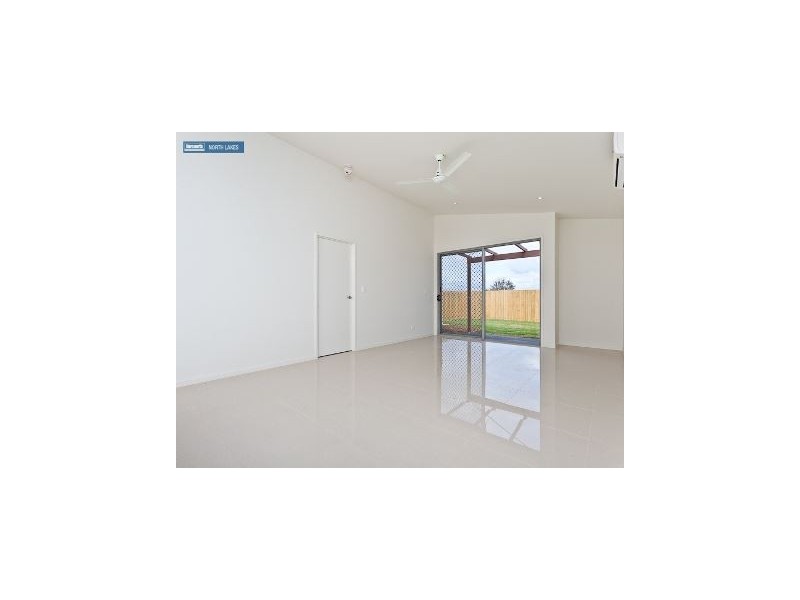 13 Manhattan Crescent, North Lakes QLD 4509
