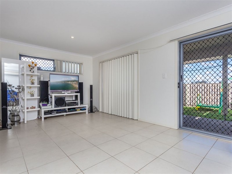 1/9 Lorikeet Parade, Dakabin QLD 4503
