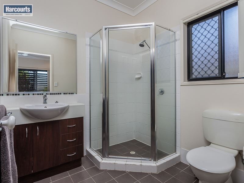 18 Marsh Parade, North Lakes QLD 4509