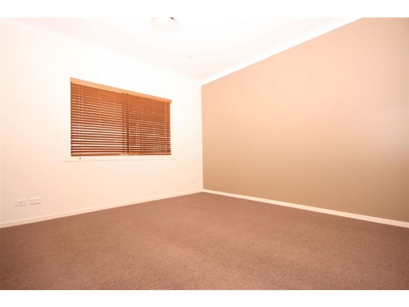 5 Mulgara Court, North Lakes QLD 4509