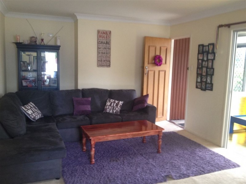 8 Harvey Street, Strathpine QLD 4500