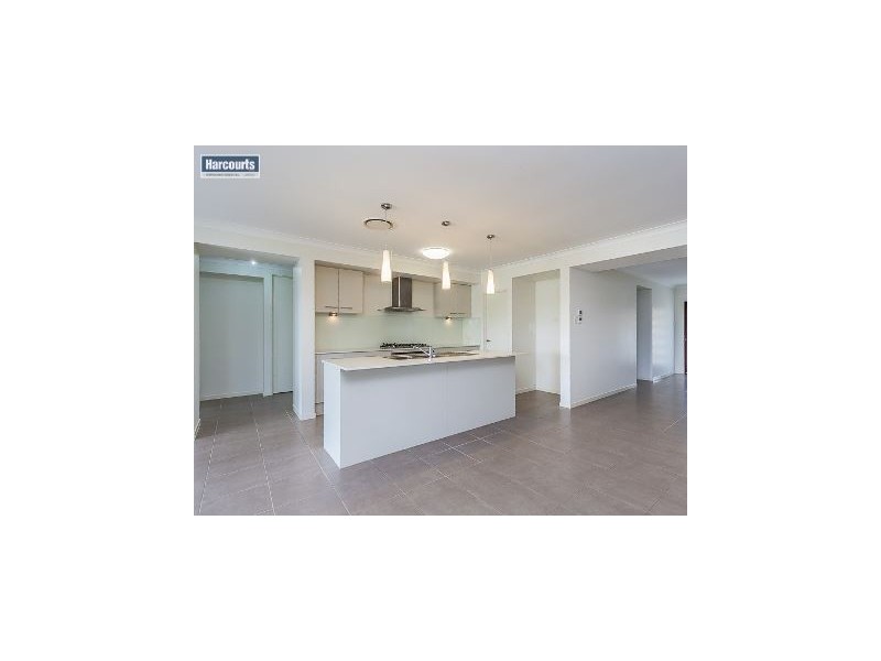 34 Severn Crescent, North Lakes QLD 4509