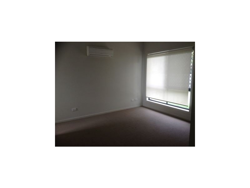 10 Dingo Street, North Lakes QLD 4509