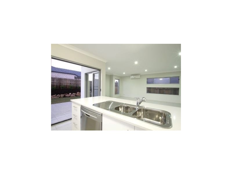 73 Tarragon Parade, Griffin QLD 4503