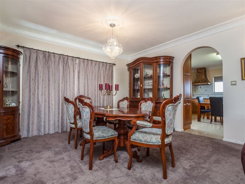 3 Chablis Place, Carseldine QLD 4034