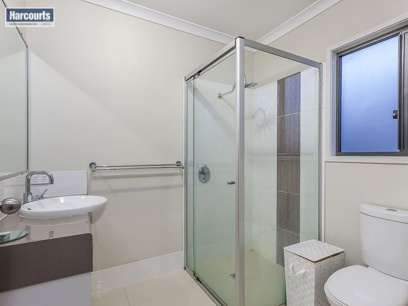 70 Daintree Circuit, North Lakes QLD 4509