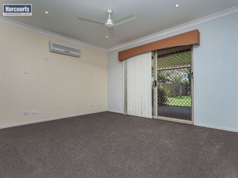 8 Whitfield Crescent, North Lakes QLD 4509