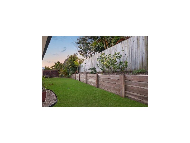 12 Lochern Court, North Lakes QLD 4509