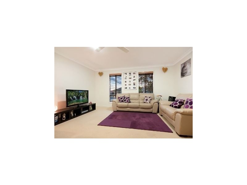 12 Lochern Court, North Lakes QLD 4509