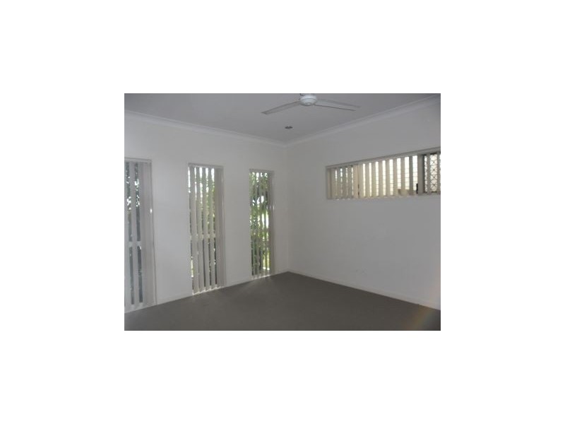 15 Warabi Crescent, North Lakes QLD 4509