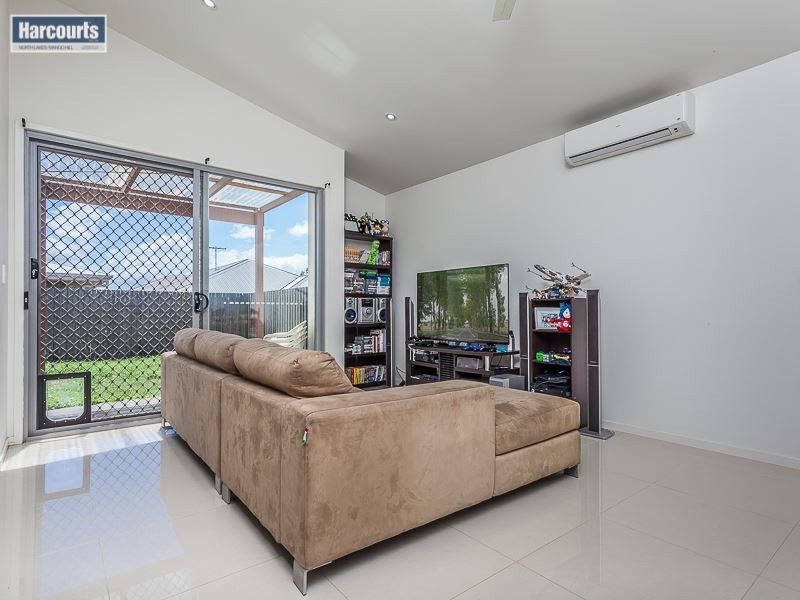 13 Manhattan Crescent, North Lakes QLD 4509