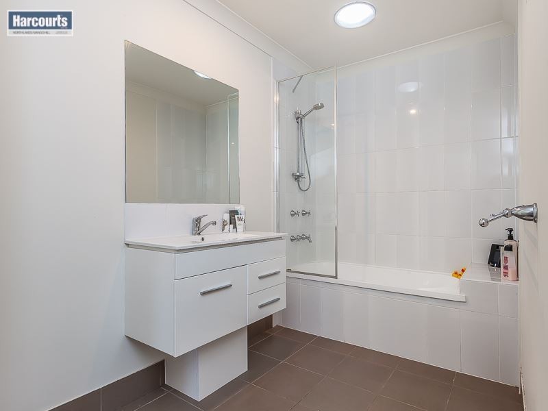 13 Manhattan Crescent, North Lakes QLD 4509