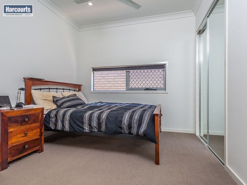 13 Manhattan Crescent, North Lakes QLD 4509
