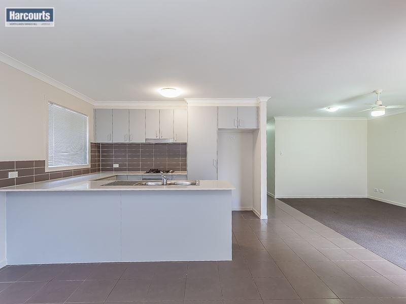 68 Mackintosh Drive, North Lakes QLD 4509