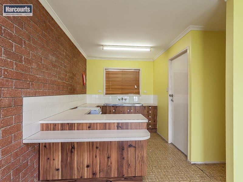 2/9 Bonton Avenue, Deception Bay QLD 4508