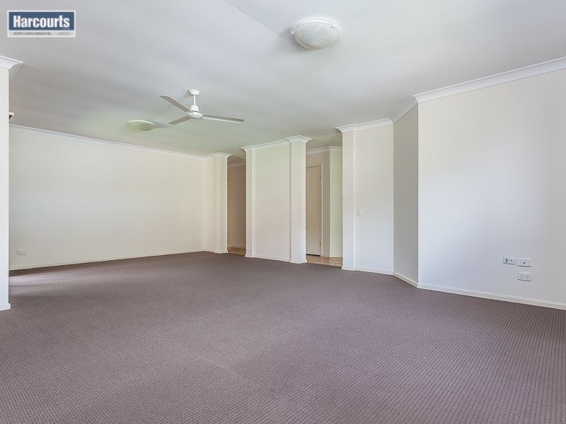 19 Whitfield Crescent, North Lakes QLD 4509