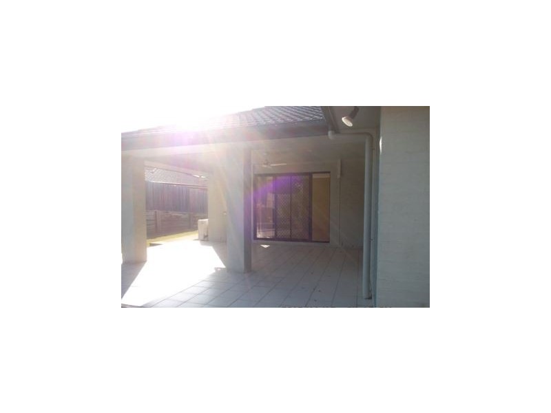 31 Whitfield Cresent, North Lakes QLD 4509