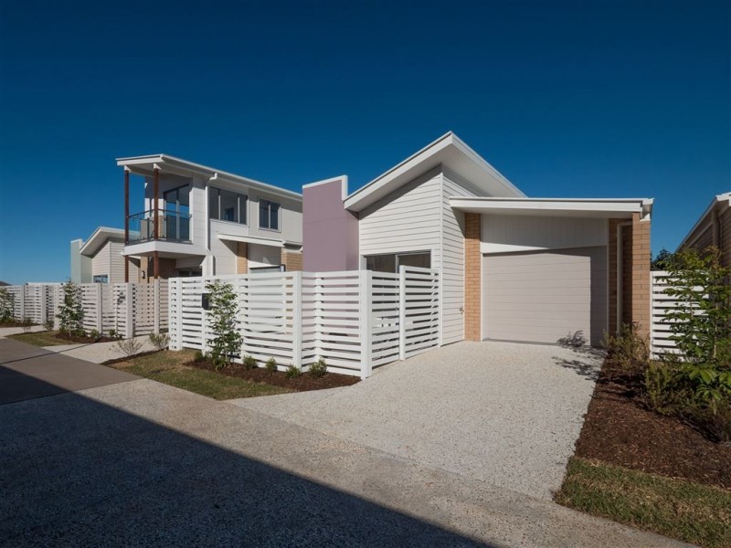 4 Poinciana Lane, Dakabin QLD 4503