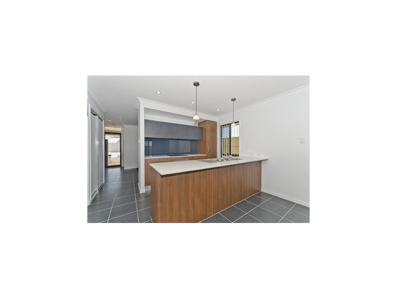 13 Ravensbourne Court, North Lakes QLD 4509