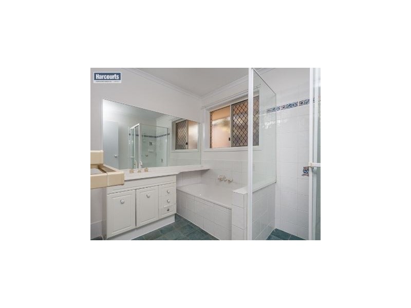 2 McNiven Court, North Lakes QLD 4509