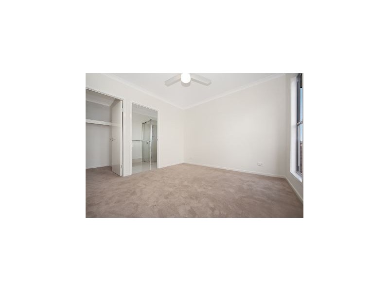 24 Merion Crescent, North Lakes QLD 4509
