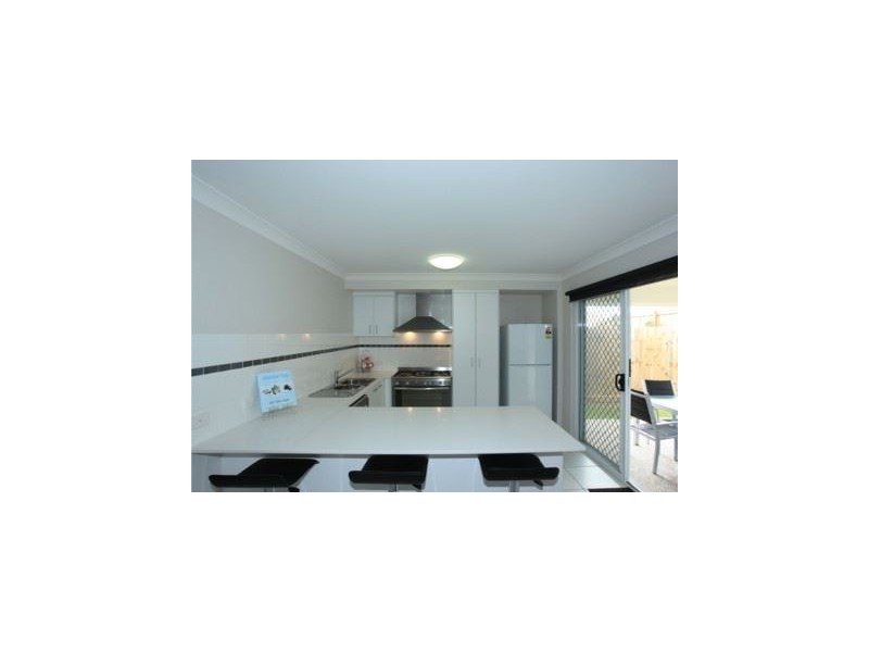 24 Chase Crescent, North Lakes QLD 4509