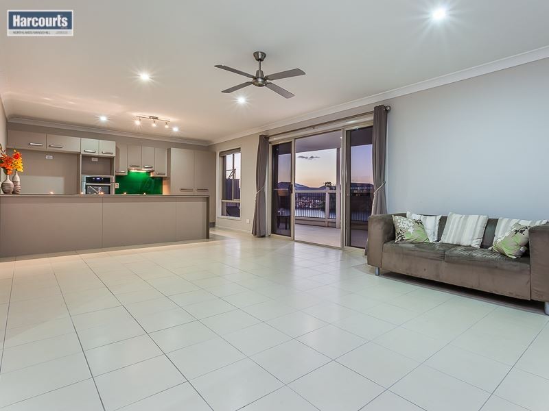 8 Coffey Court, Beachmere QLD 4510