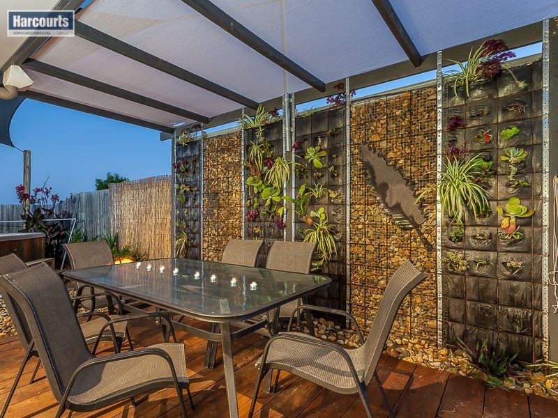 20 Rawlins Crescent, North Lakes QLD 4509