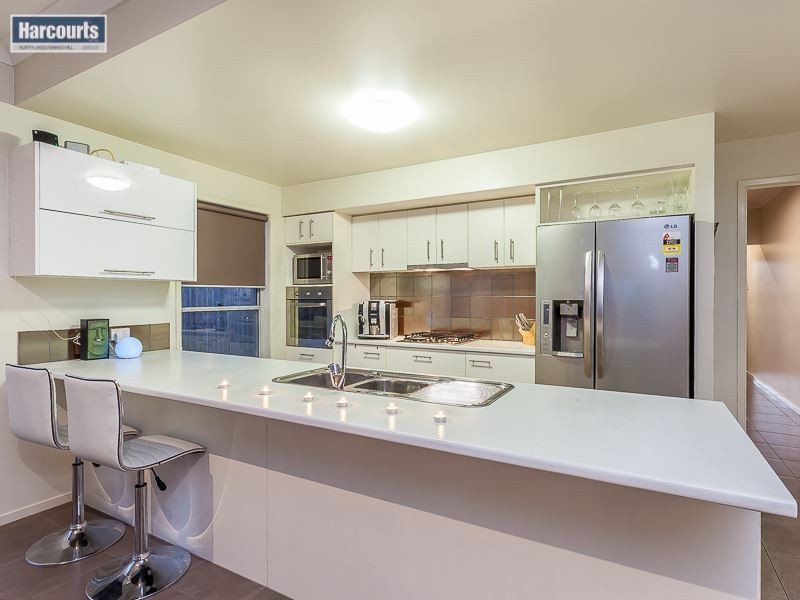 20 Rawlins Crescent, North Lakes QLD 4509